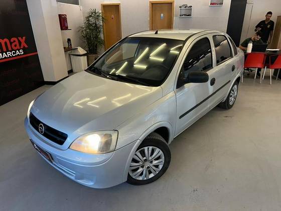 CHEVROLET CORSA 1.0 MPFI 8V GASOLINA 4P MANUAL CHEVROLET CORSA 1.0 MPFI 8V GASOLINA 4P MANUAL